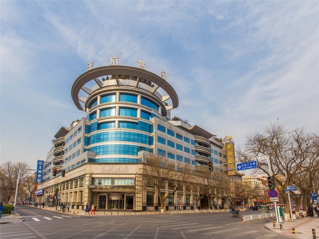 青海专业高铬钢球备件