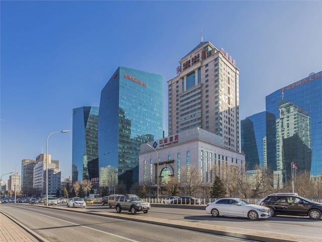 IGA12红外测温仪特点